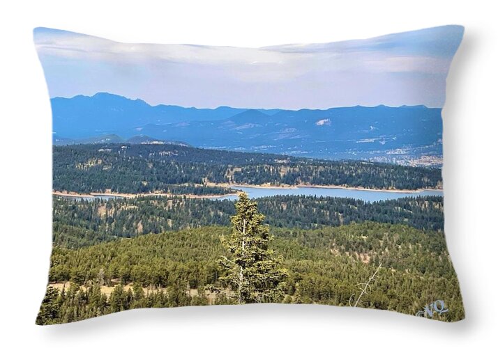 Serene Mountain Lake View - Throw Pillow