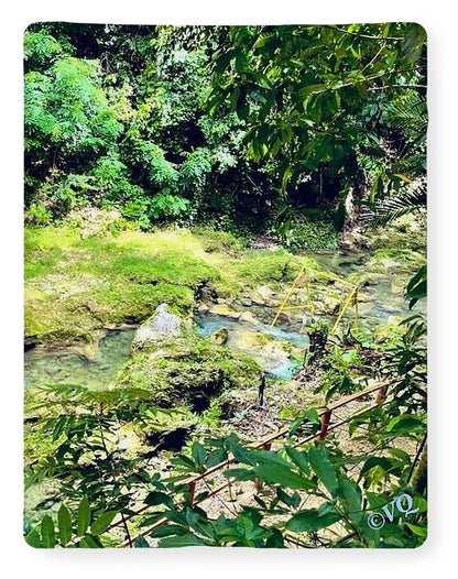 Lush Jungle Stream - Blanket