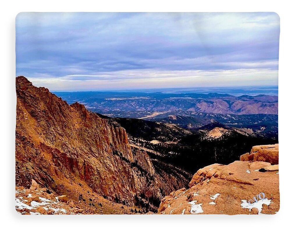 Majestic Mountain Panorama at Dawn - Blanket