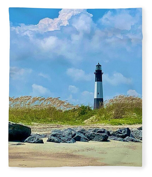 Serene Lighthouse by the Shoreline - Blanket