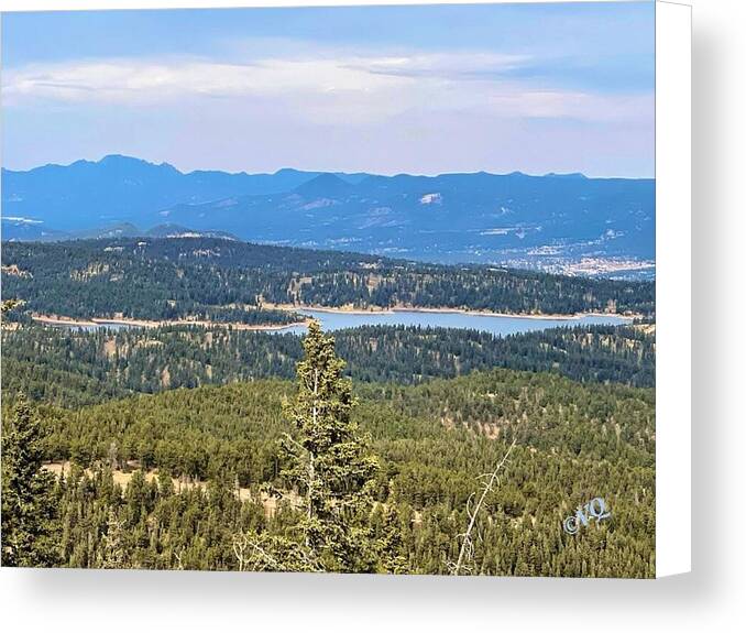 Serene Mountain Lake View - Canvas Print