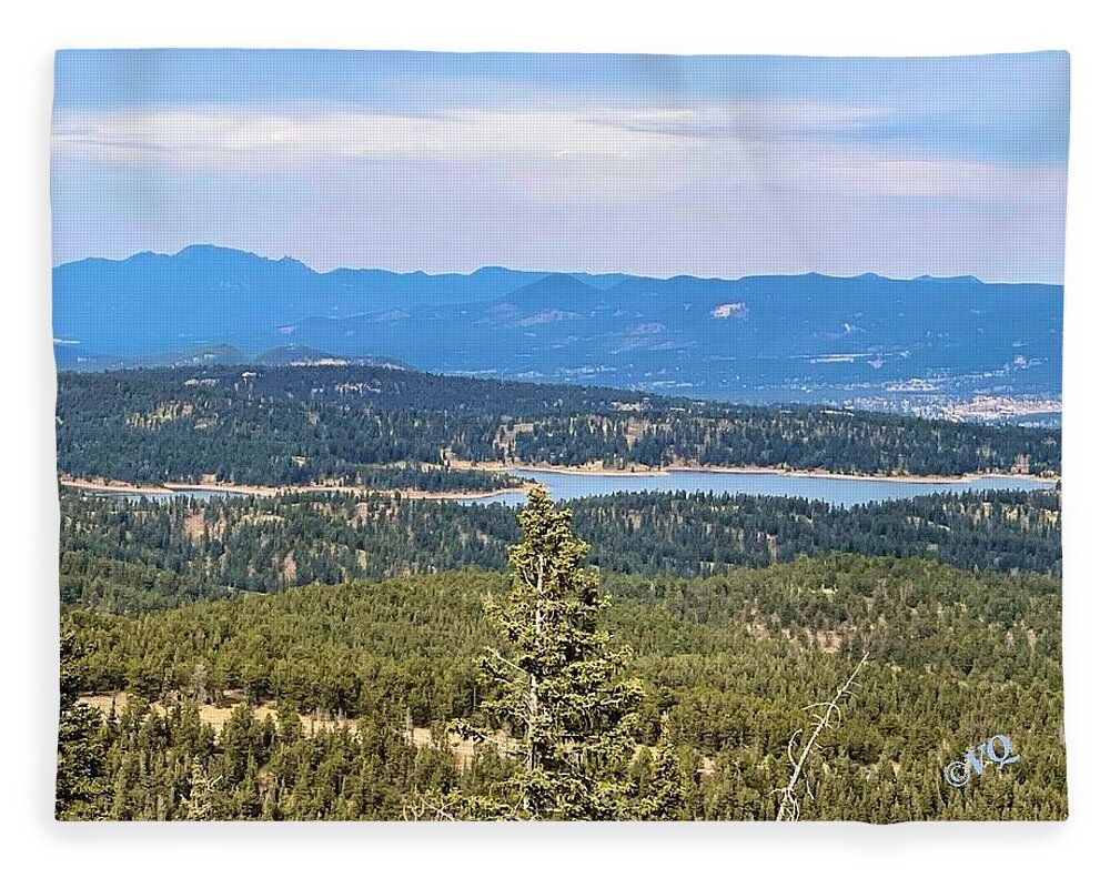 Serene Mountain Lake View - Blanket