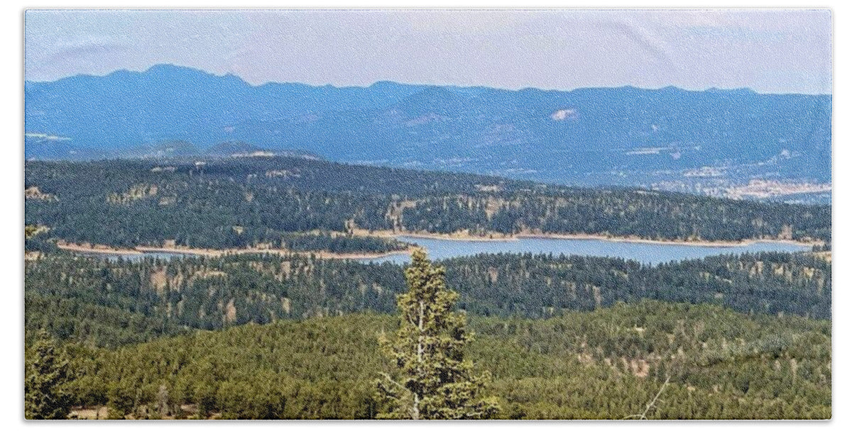 Serene Mountain Lake View - Beach Towel