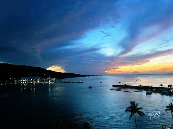 Vibrant Sunset Over Calm Waters - Art Print